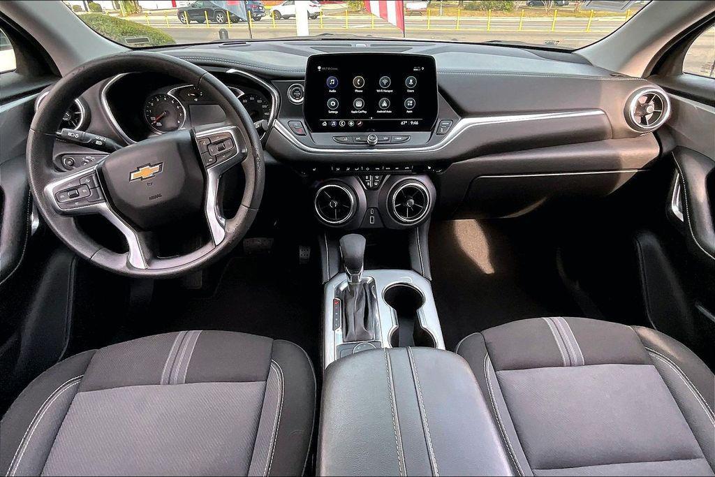 used 2025 Chevrolet Blazer car, priced at $22,994