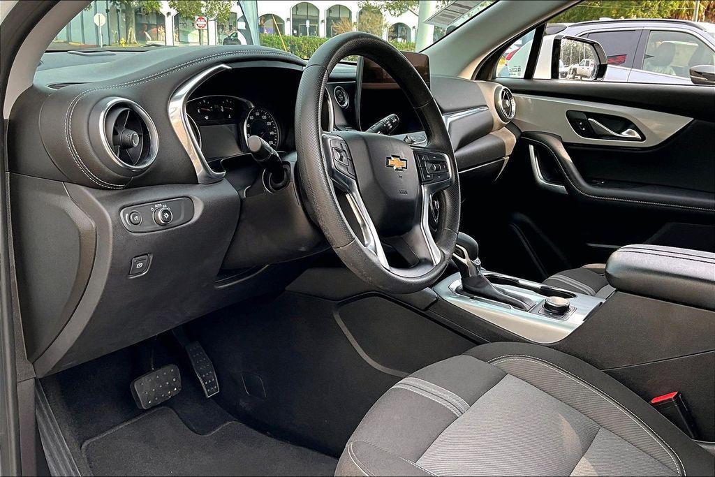 used 2025 Chevrolet Blazer car, priced at $22,994
