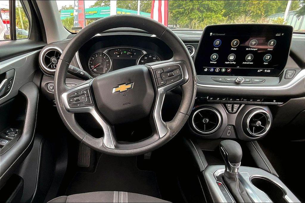used 2025 Chevrolet Blazer car, priced at $22,994