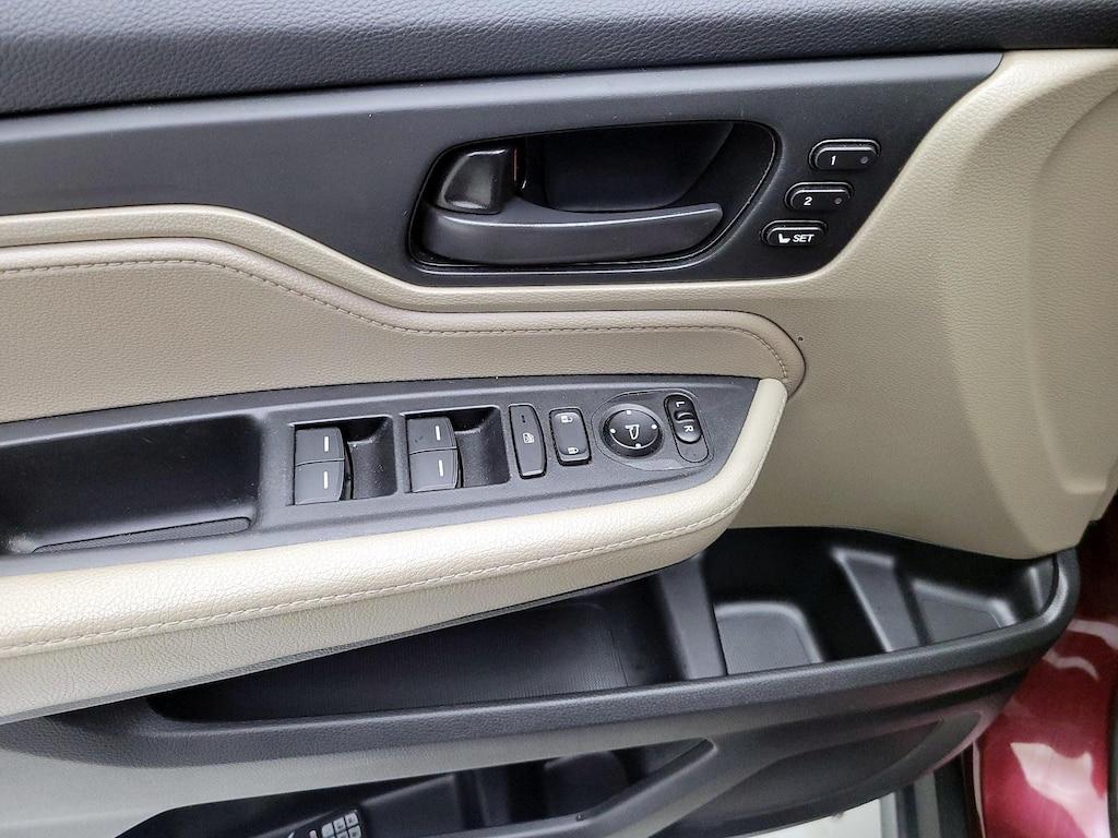 used 2018 Honda Odyssey car, priced at $28,998