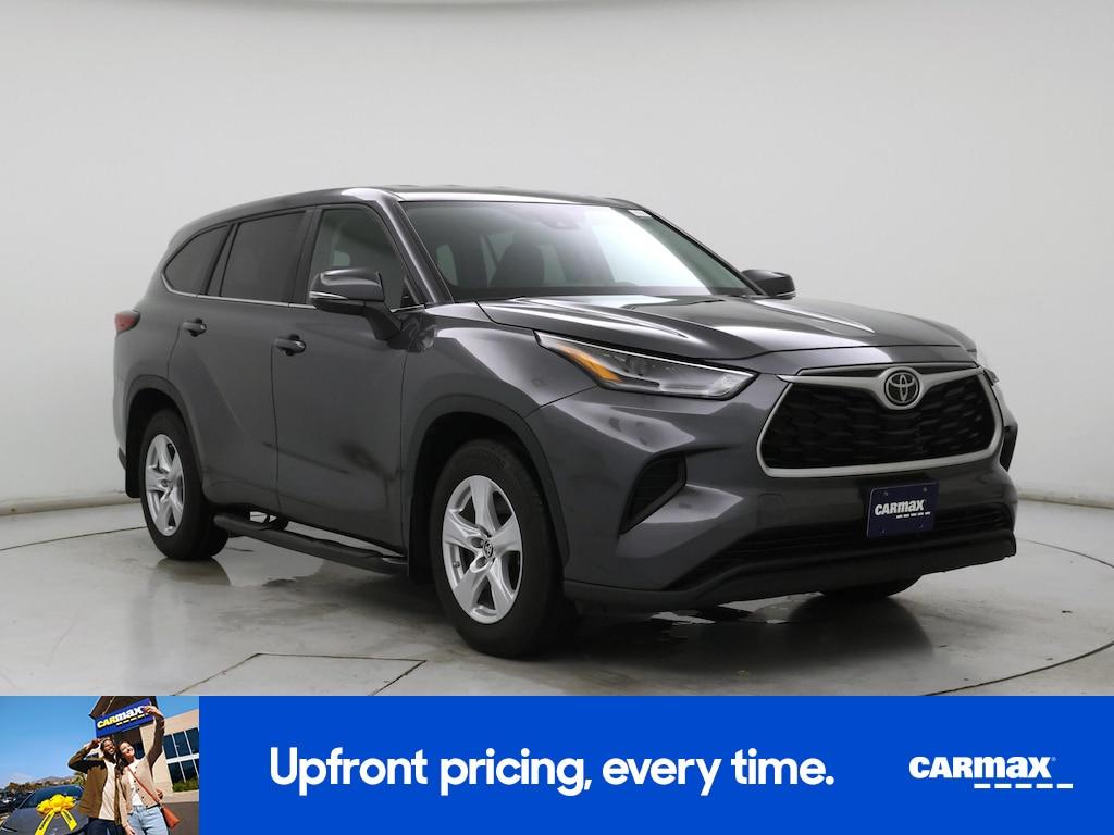used 2023 Toyota Highlander car, priced at $31,998