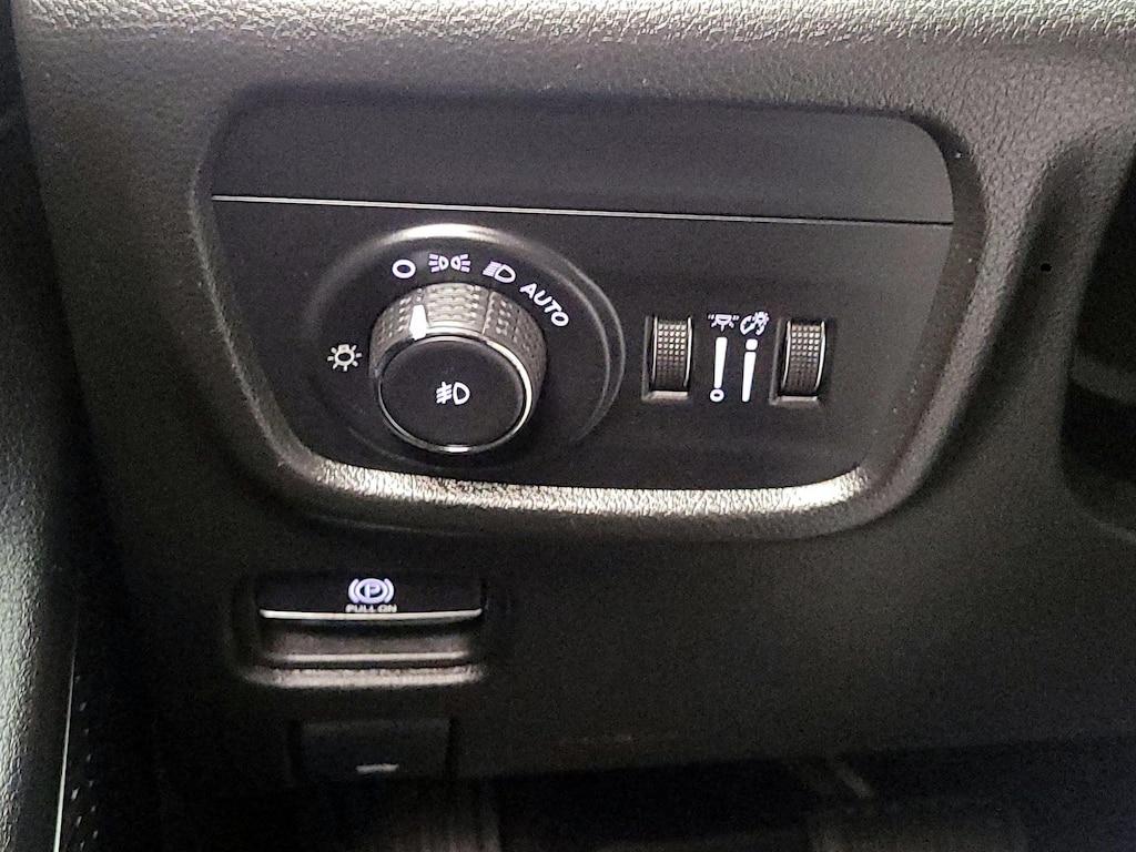 used 2023 Jeep Grand Cherokee car, priced at $31,998