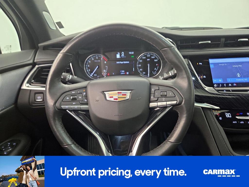 used 2025 Cadillac XT6 car, priced at $40,998