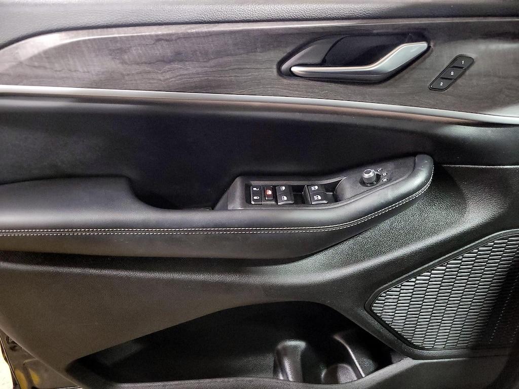 used 2023 Jeep Grand Cherokee car, priced at $30,998