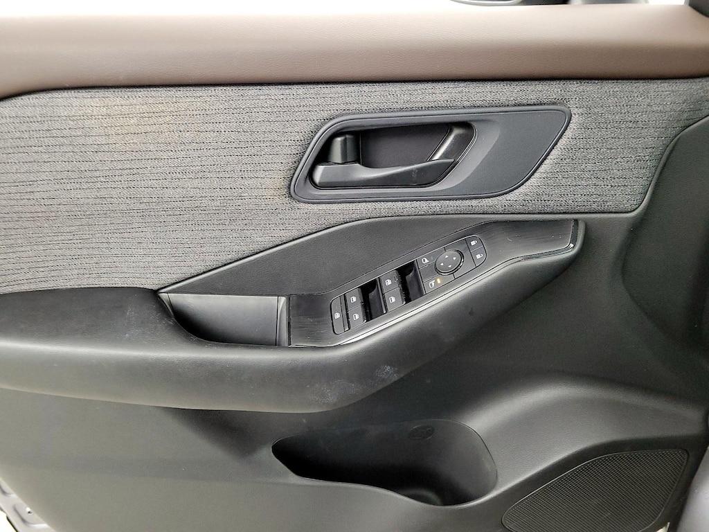 used 2023 Nissan Rogue car, priced at $21,998