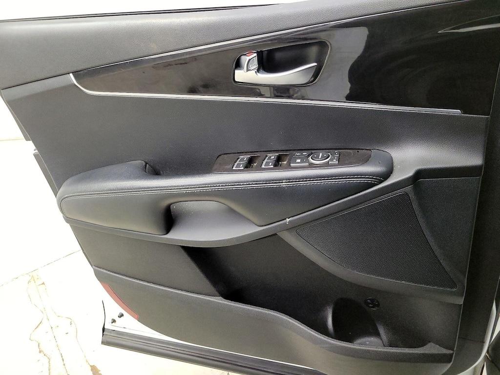 used 2018 Kia Sorento car, priced at $14,998