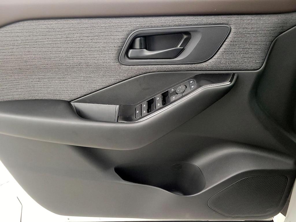 used 2023 Nissan Rogue car, priced at $22,998