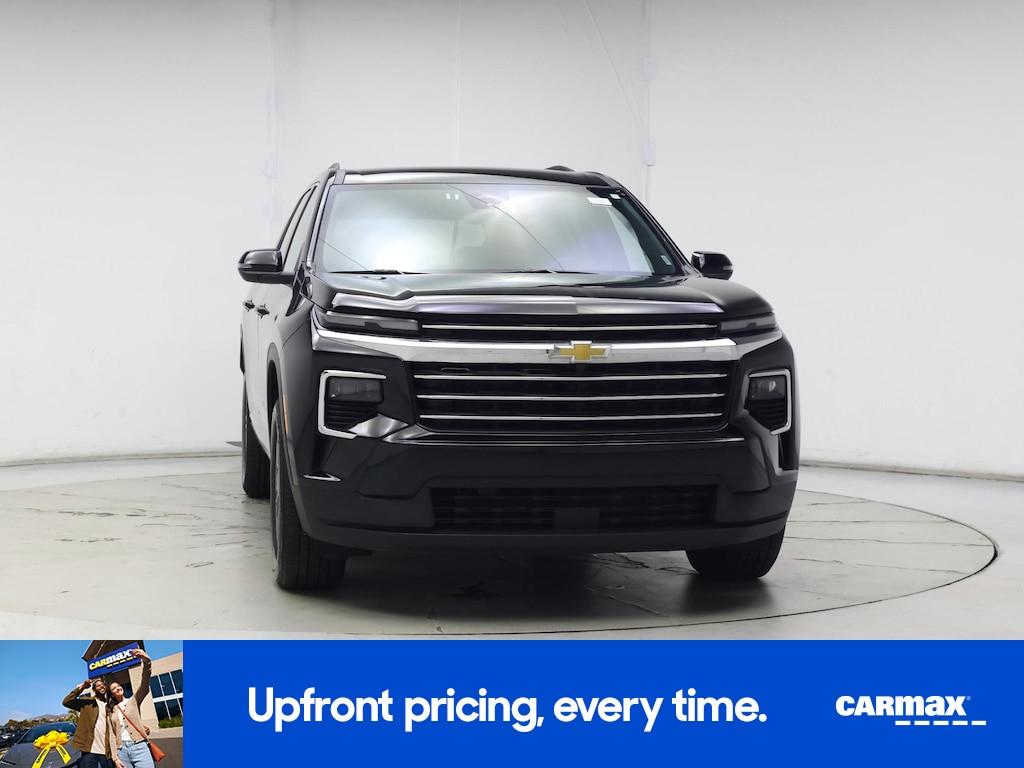 used 2025 Chevrolet Traverse car, priced at $33,998