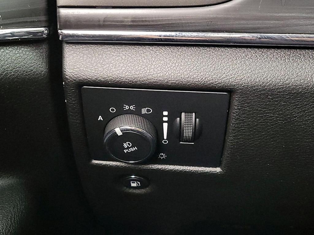 used 2022 Jeep Grand Cherokee WK car, priced at $30,998