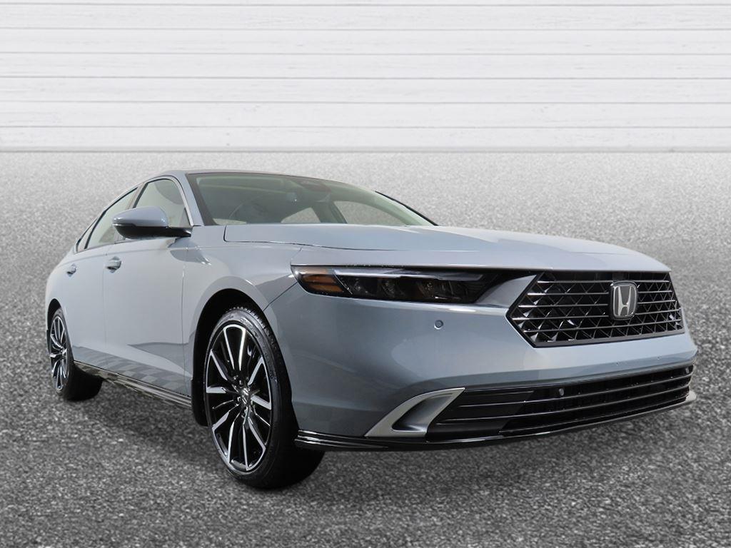 new 2026 Honda Accord Hybrid car, priced at $40,112