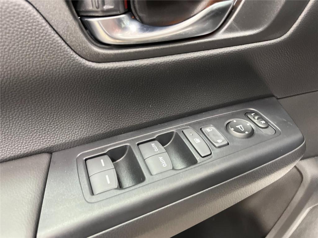 new 2026 Honda CR-V Hybrid car, priced at $39,891