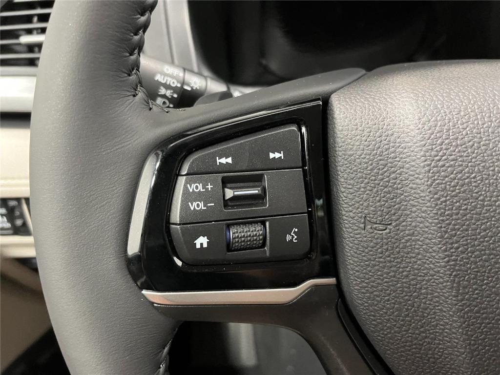 new 2026 Honda Odyssey car, priced at $43,528