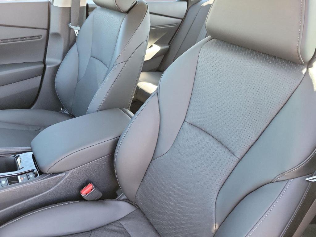 new 2026 Honda Accord Hybrid car, priced at $35,201