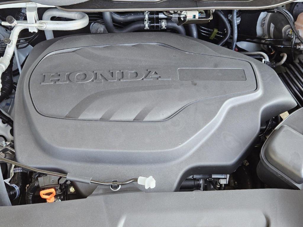 new 2026 Honda Odyssey car, priced at $43,541