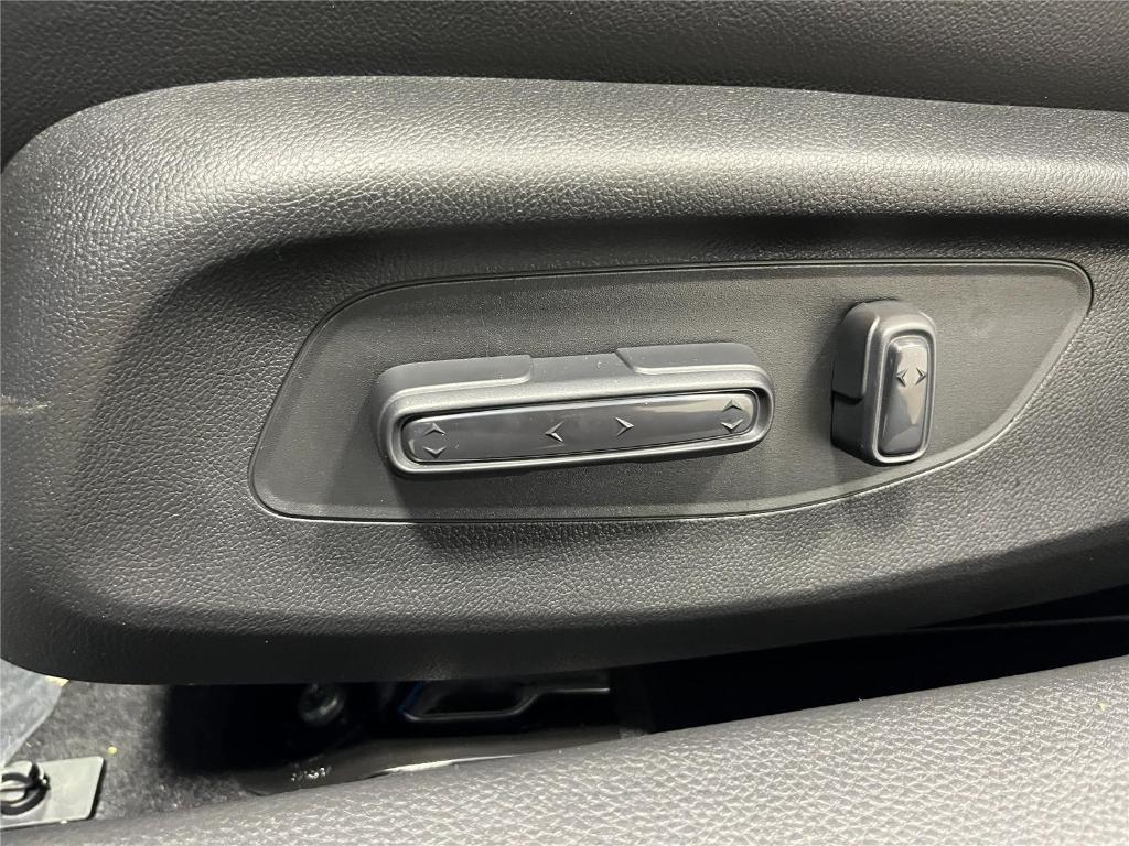 new 2026 Honda Civic Hybrid car, priced at $33,649