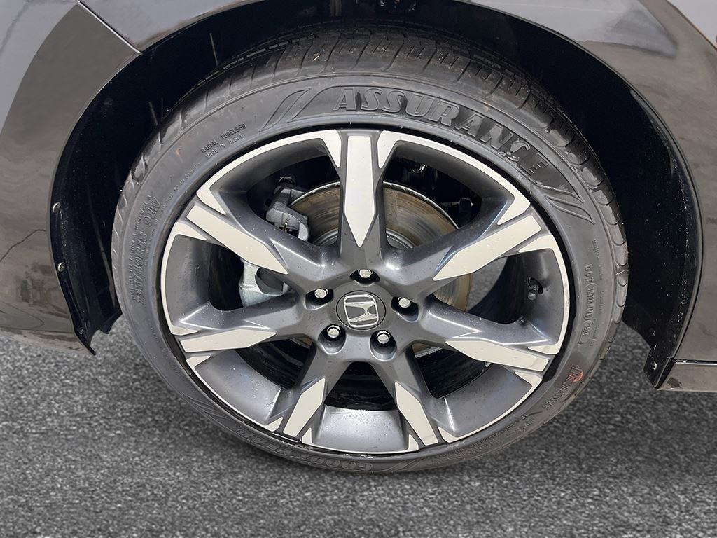 new 2026 Honda Civic Hybrid car, priced at $33,649