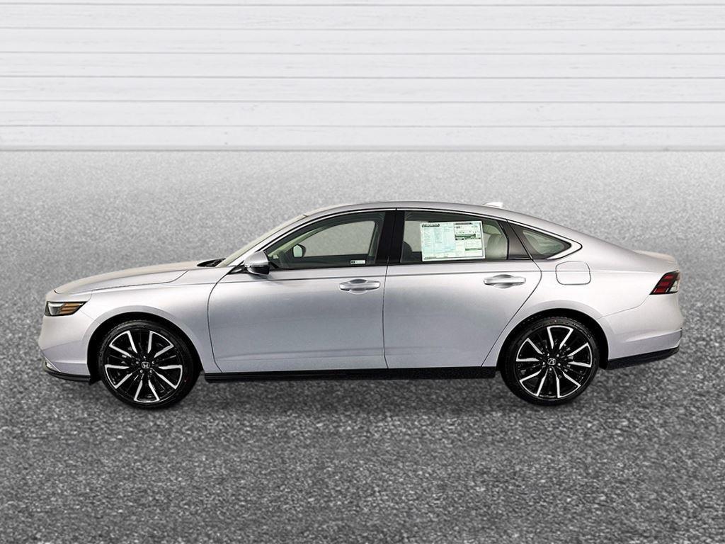 new 2026 Honda Accord Hybrid car, priced at $38,981