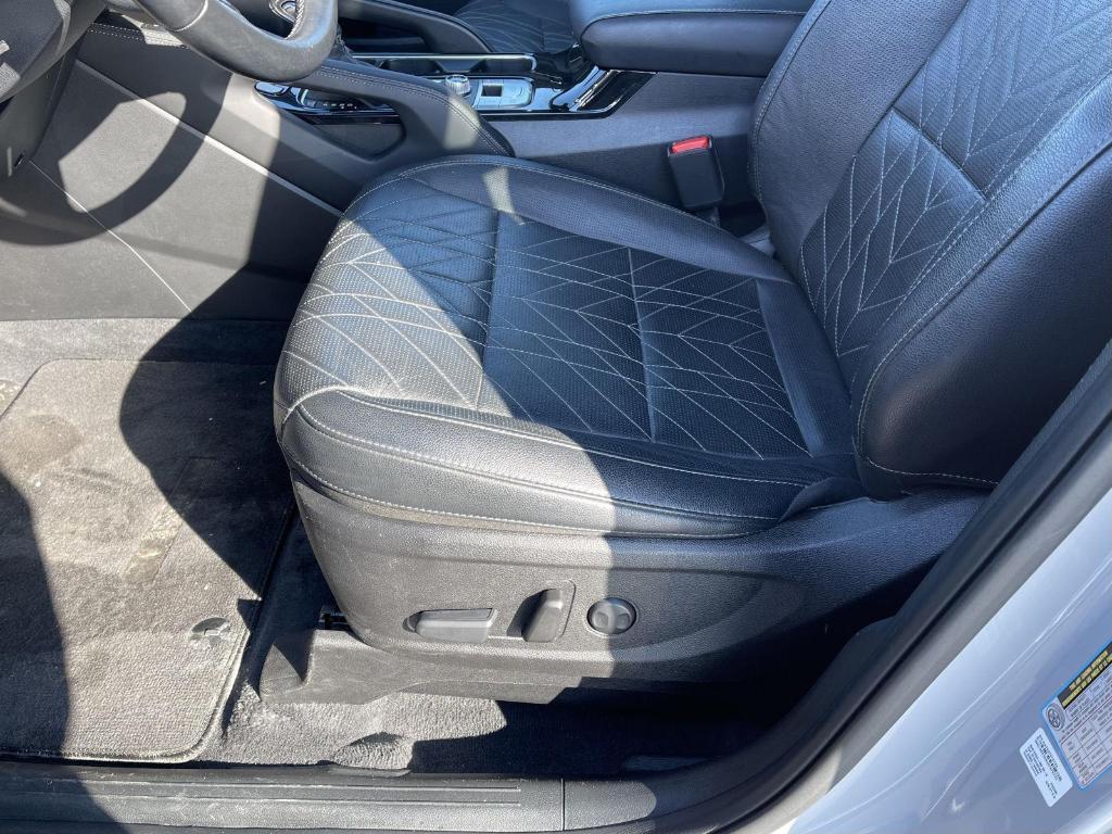 used 2023 Kia Telluride car, priced at $36,695