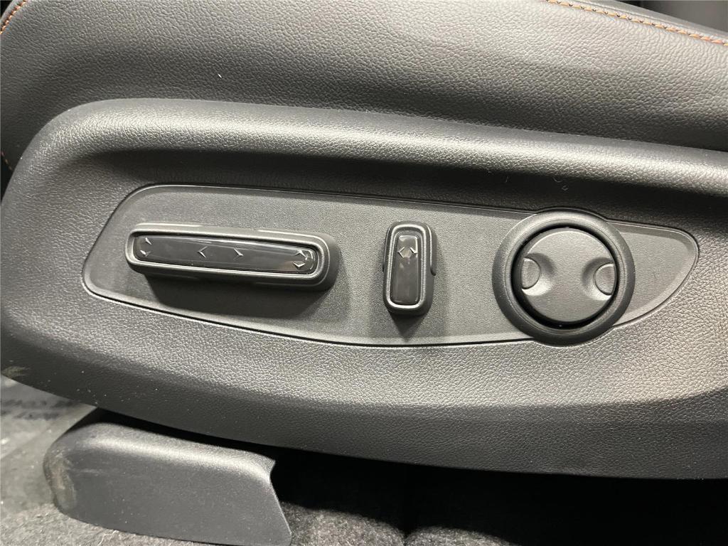 new 2026 Honda CR-V Hybrid car, priced at $43,210