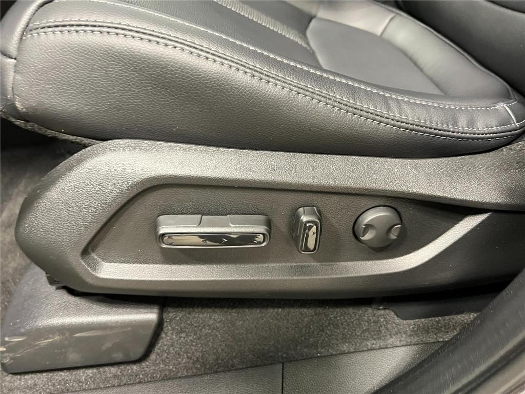 new 2025 Honda Pilot car, priced at $44,740