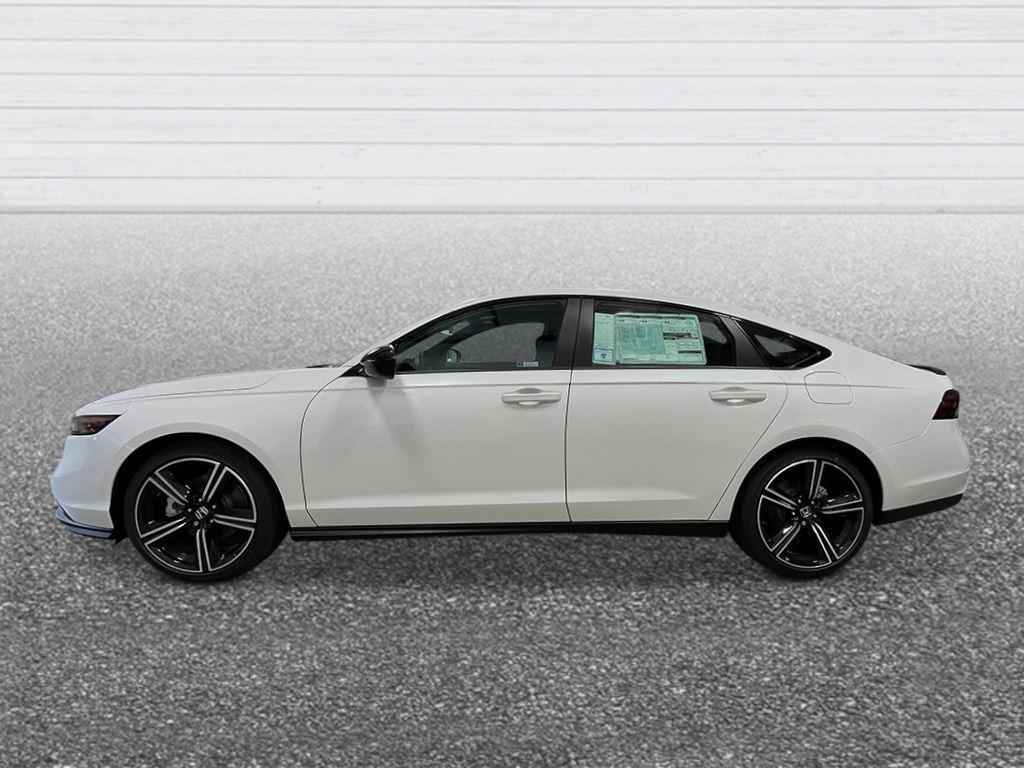 new 2026 Honda Accord Hybrid car, priced at $35,254