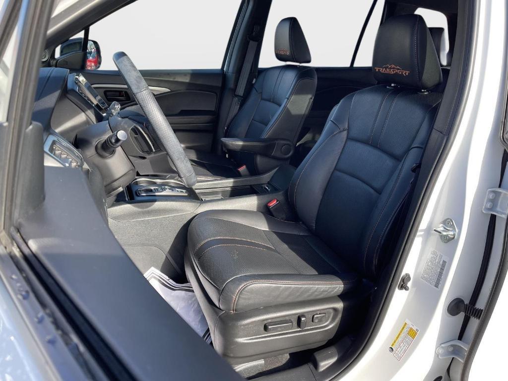 used 2023 Honda Passport car, priced at $30,749