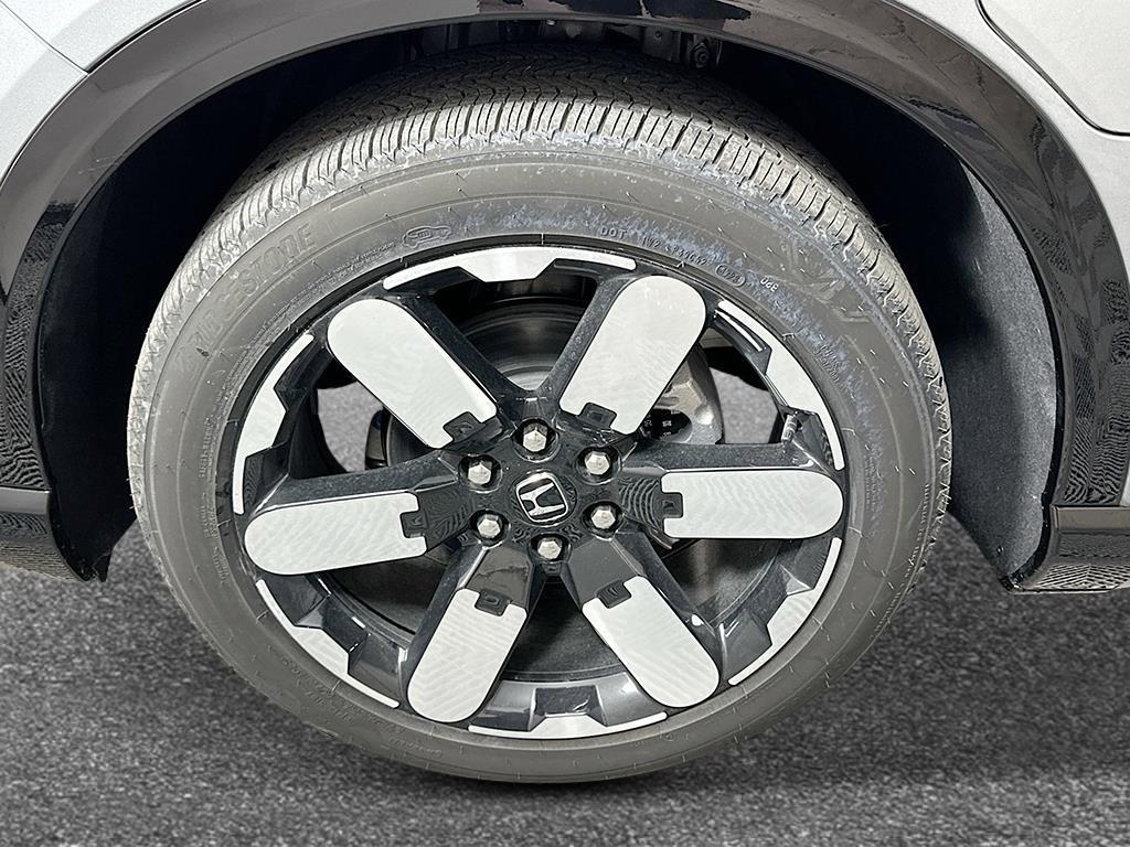 new 2025 Honda Prologue car, priced at $54,647