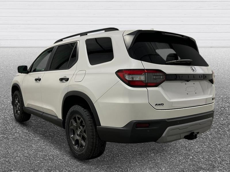 new 2025 Honda Pilot car, priced at $48,783