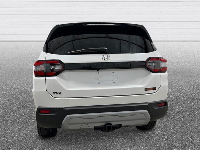 new 2025 Honda Pilot car, priced at $48,783