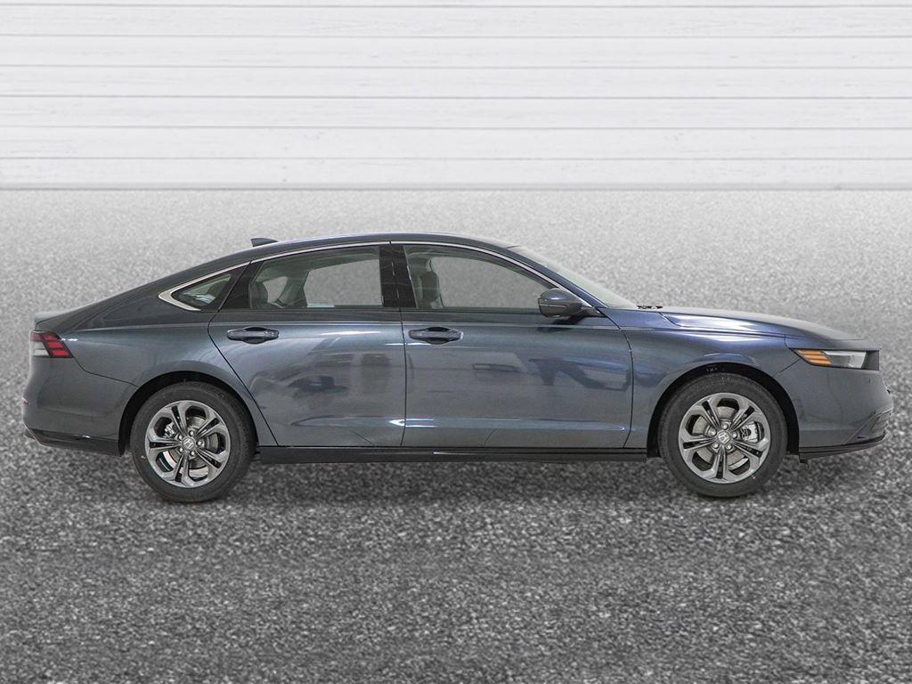 new 2026 Honda Accord Hybrid car, priced at $35,201