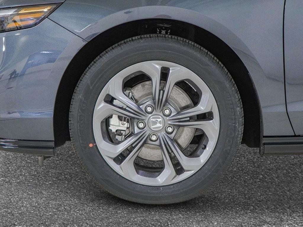 new 2026 Honda Accord Hybrid car, priced at $35,201