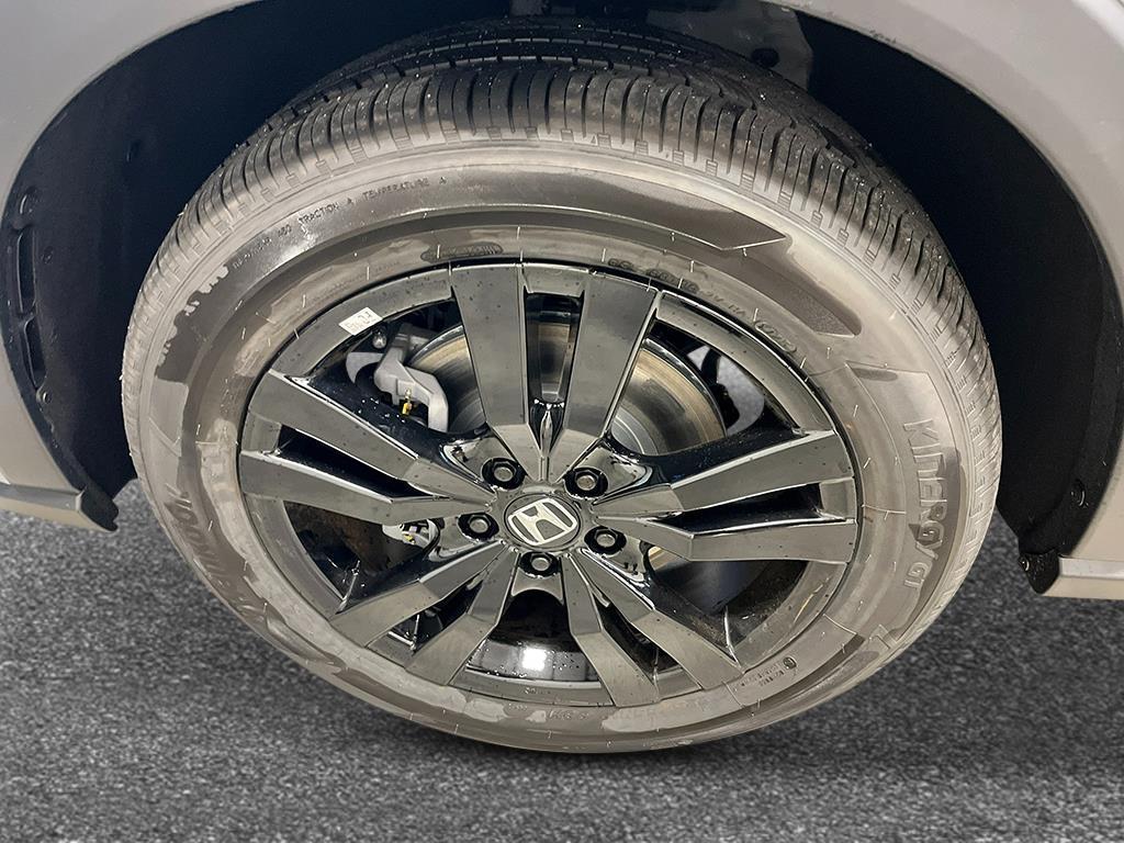 new 2026 Honda HR-V car, priced at $30,934