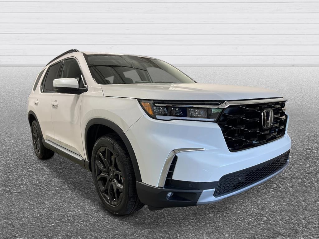 new 2025 Honda Pilot car, priced at $50,778