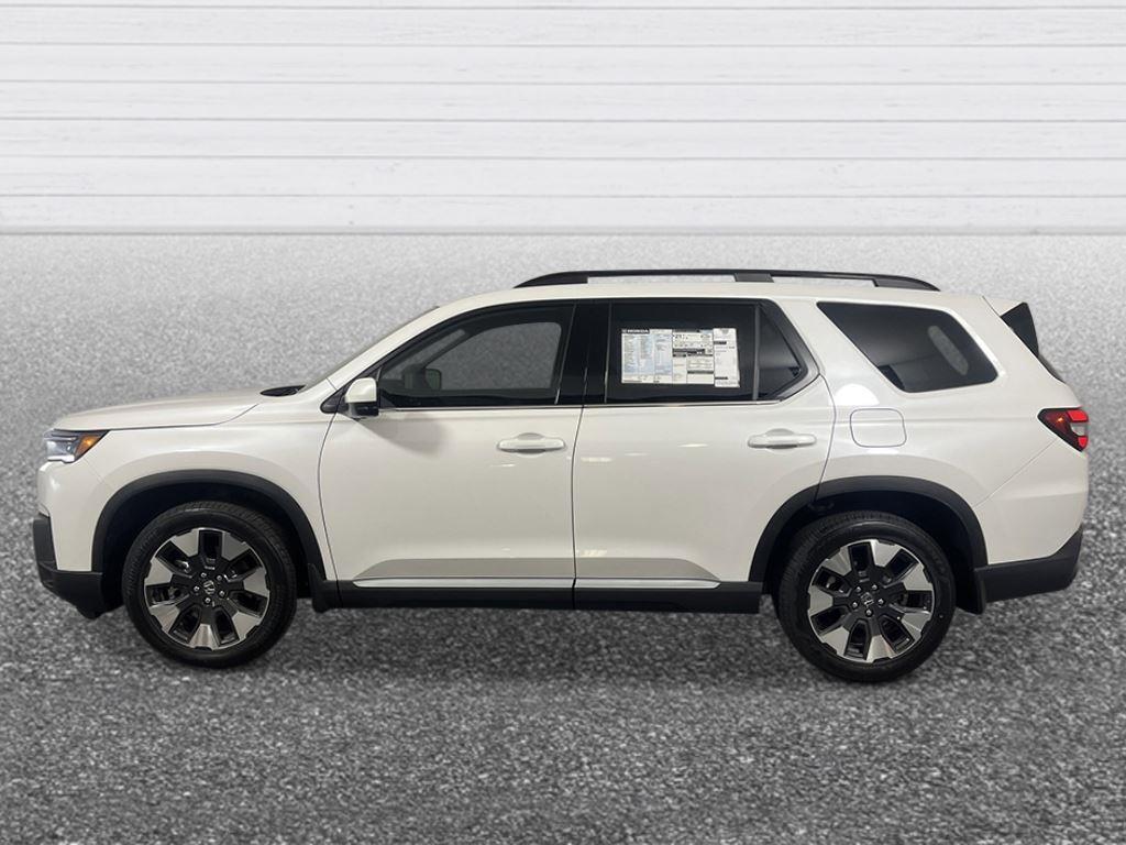 new 2026 Honda Pilot car, priced at $52,673