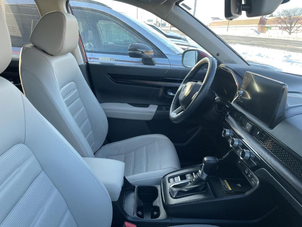 used 2023 Honda CR-V car, priced at $31,437