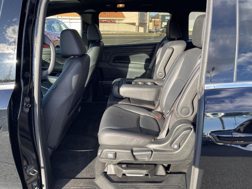used 2024 Honda Odyssey car, priced at $30,852