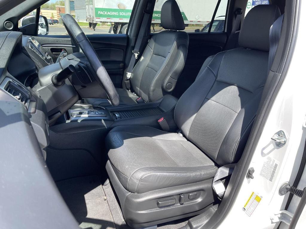 used 2023 Honda Passport car, priced at $35,460