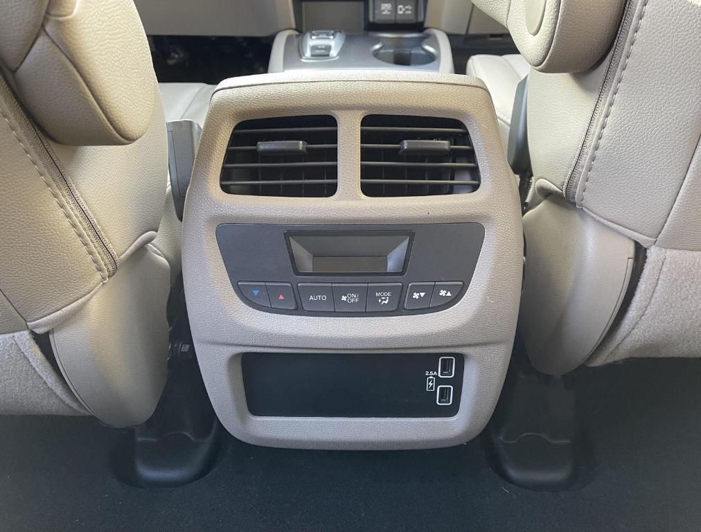 used 2022 Honda Pilot car, priced at $32,313