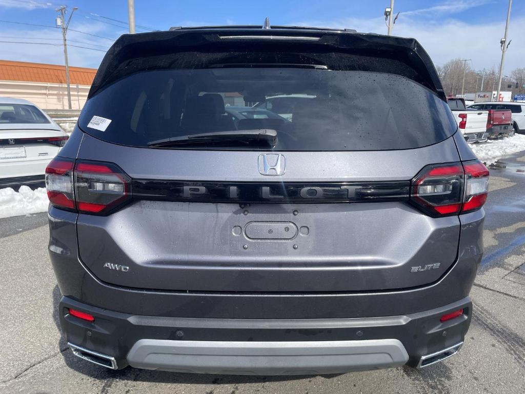 used 2024 Honda Pilot car, priced at $37,420