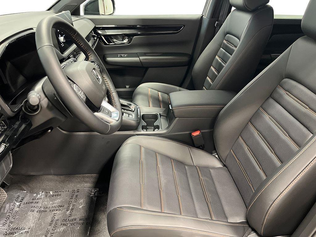 new 2026 Honda CR-V Hybrid car, priced at $43,210