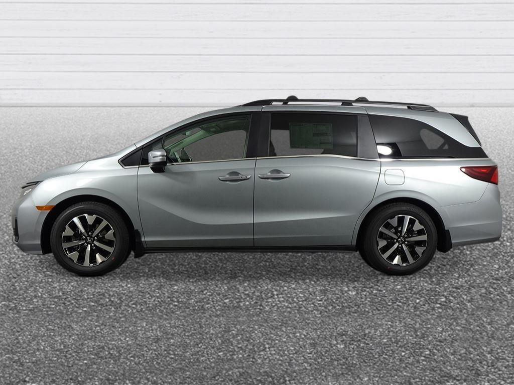 new 2026 Honda Odyssey car, priced at $43,199