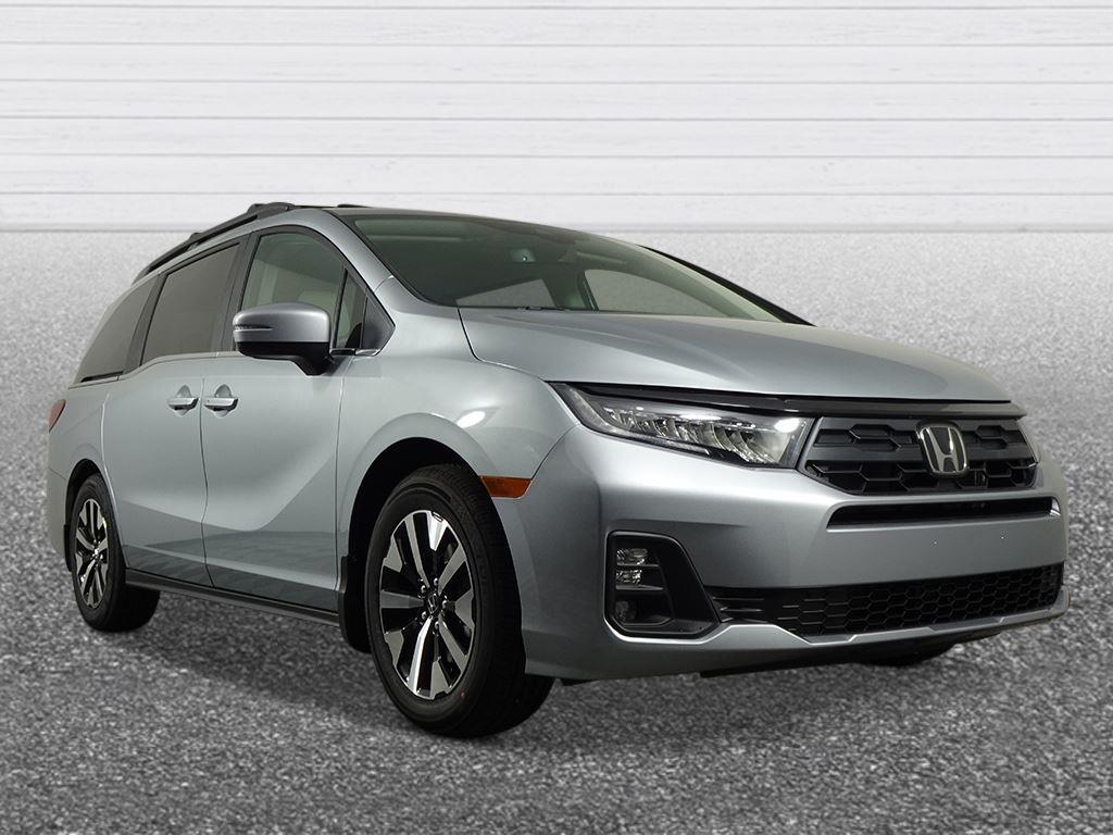 new 2026 Honda Odyssey car, priced at $43,199