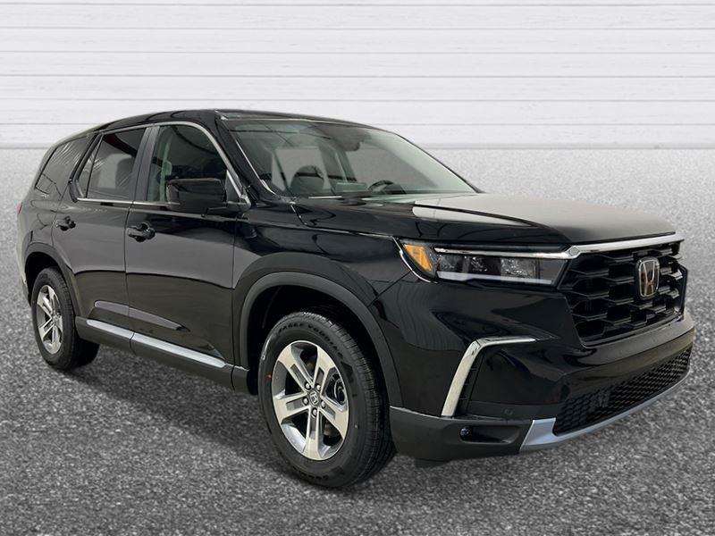 new 2025 Honda Pilot car, priced at $45,434