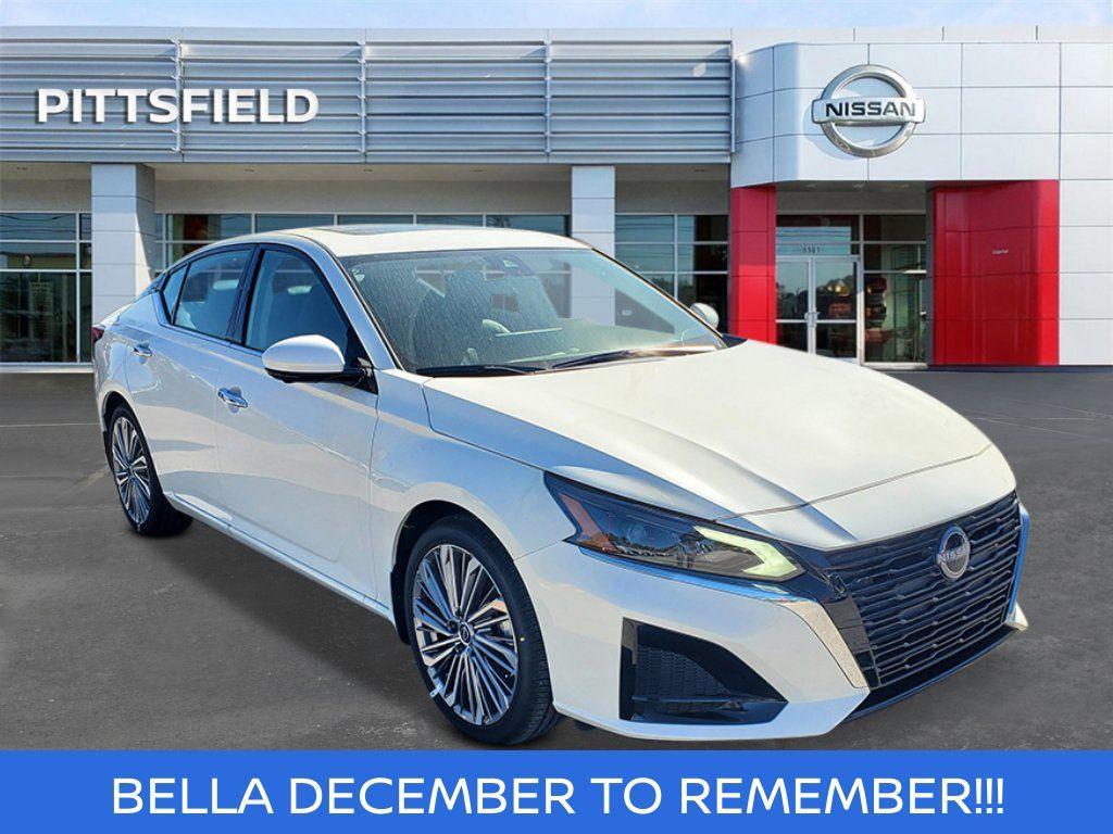 new 2025 Nissan Altima car, priced at $33,384
