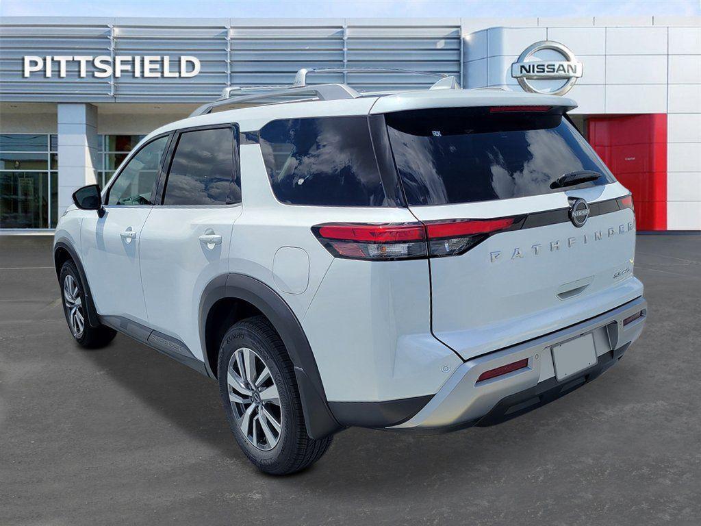 new 2025 Nissan Pathfinder car, priced at $39,120