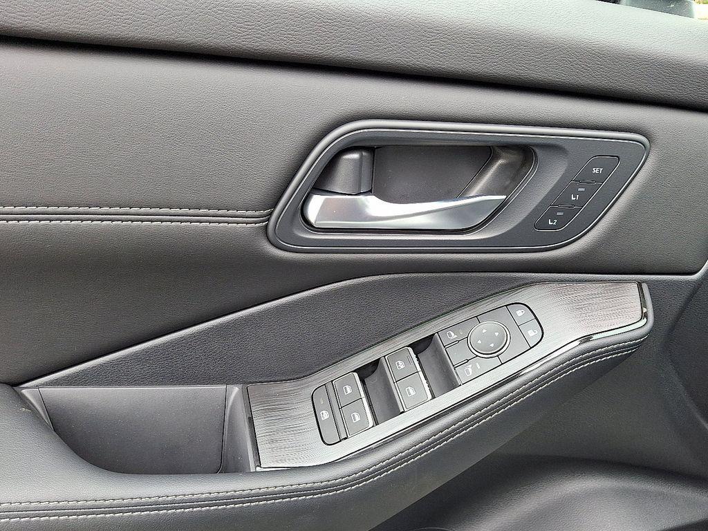 new 2025 Nissan Rogue car, priced at $35,874