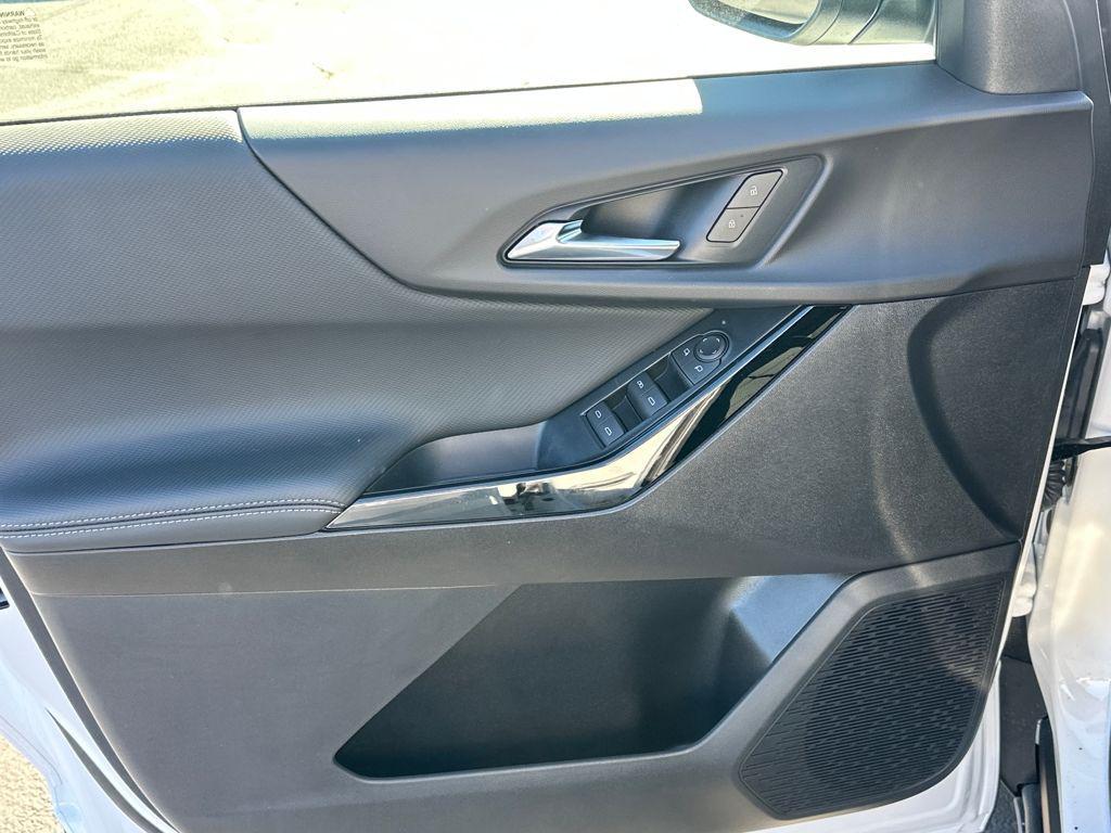 new 2026 Chevrolet Equinox car, priced at $29,363