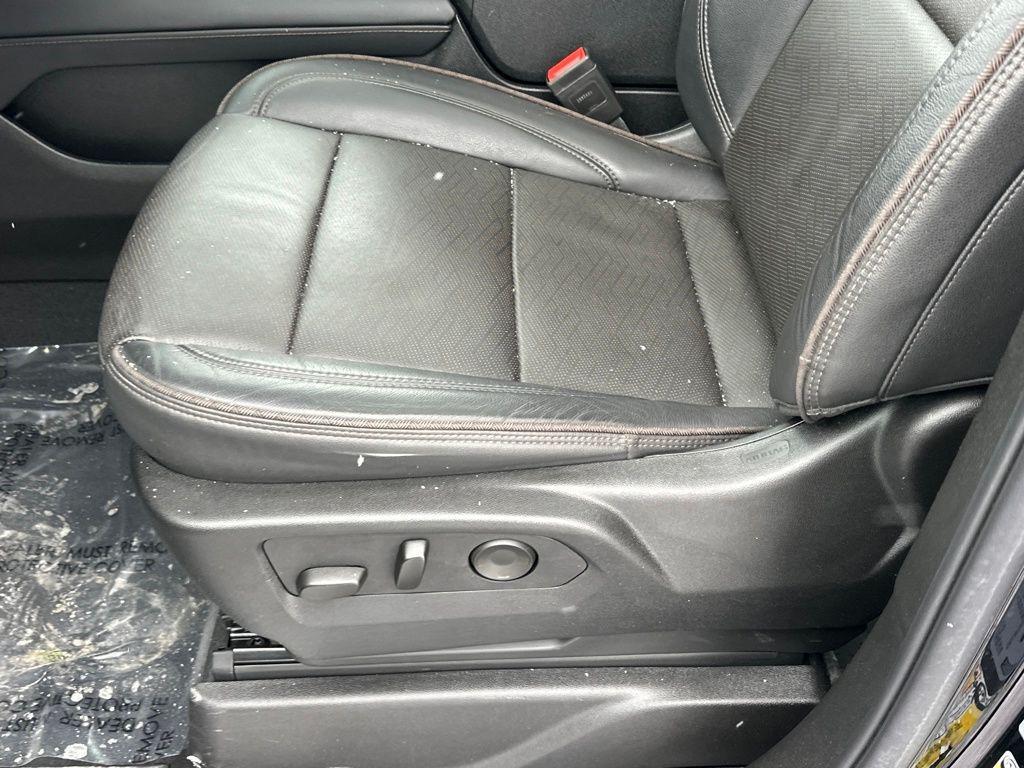 used 2024 Chevrolet Suburban car, priced at $69,389