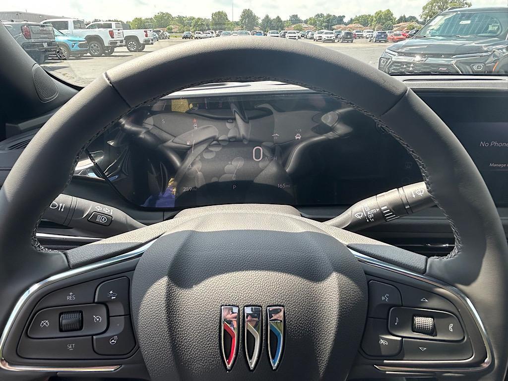 new 2025 Buick Envista car, priced at $28,178