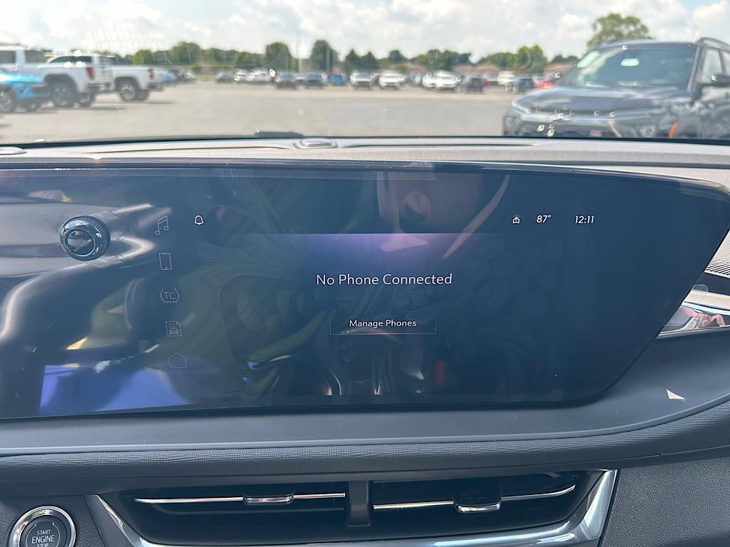 new 2025 Buick Envista car, priced at $28,178